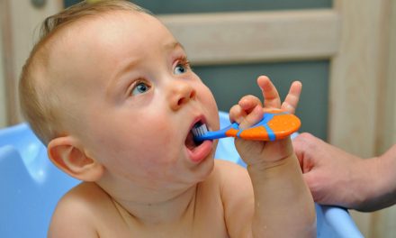 Soins dentaires pour les bébés