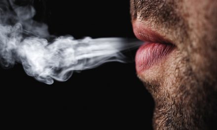 How can smokers take care of their oral health?